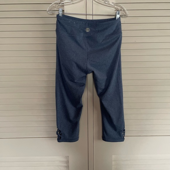 Balance Collection Cropped Yoga Pants - Picture 3 of 4